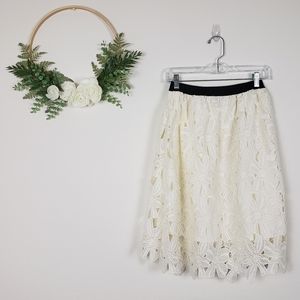 Cream floral lace midi skirt size small